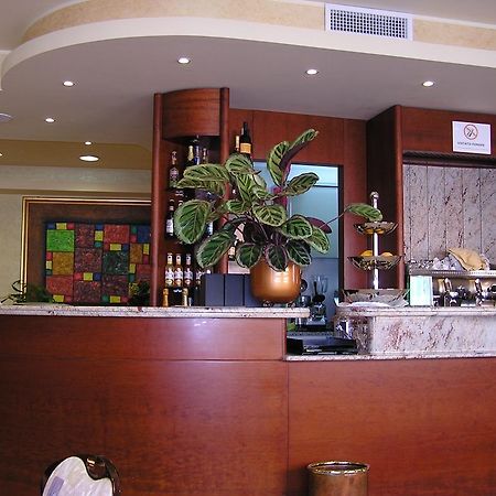 Hotel Mistral 포르토스쿠소 외부 사진