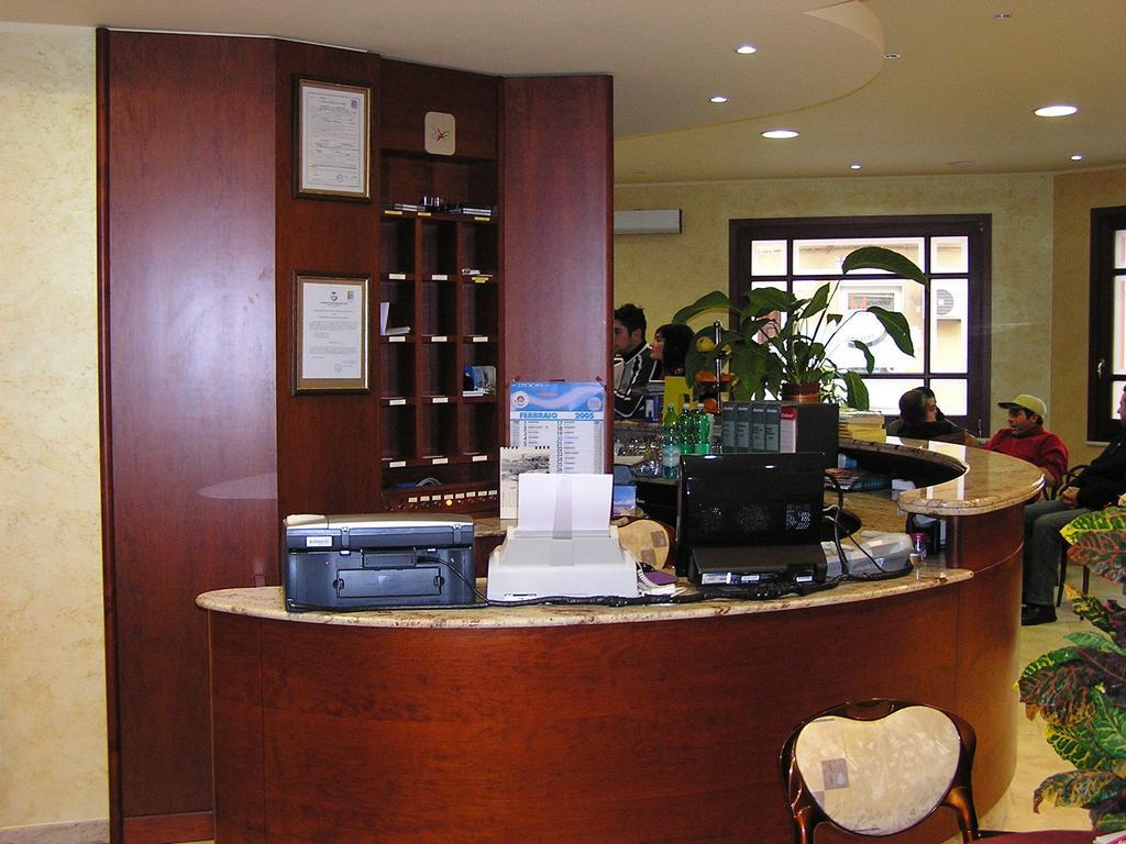 Hotel Mistral 포르토스쿠소 외부 사진