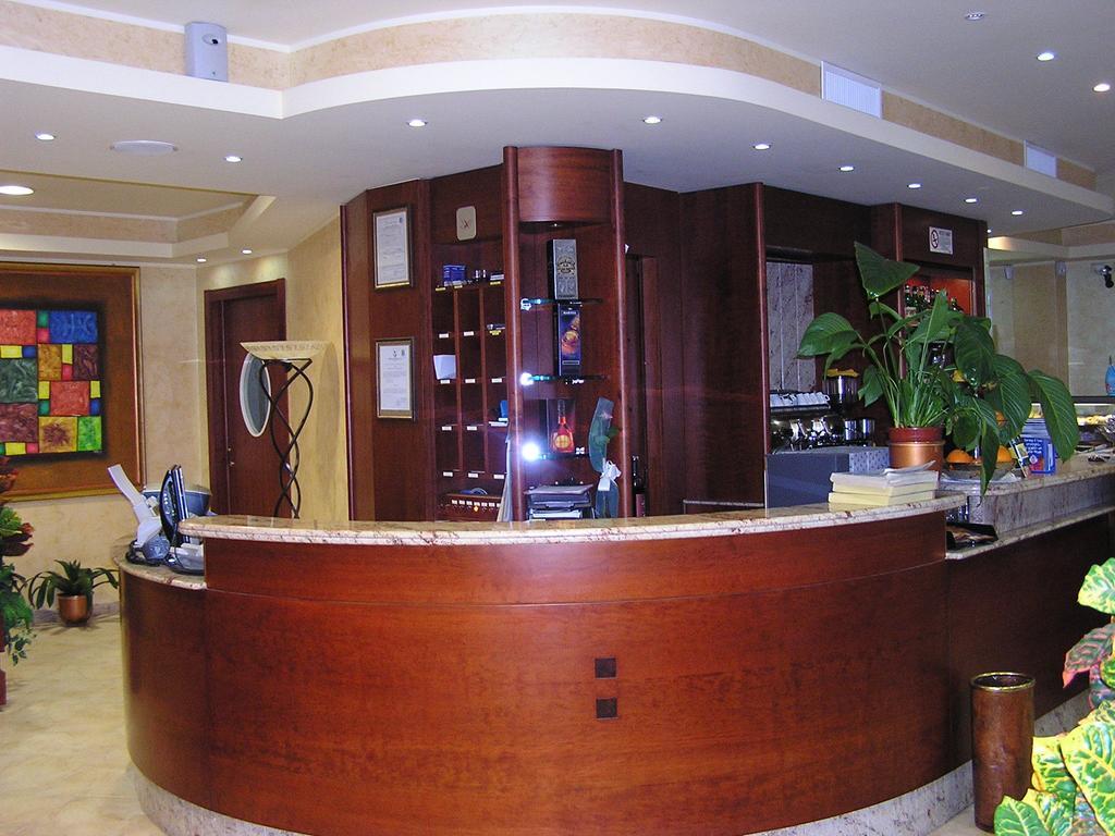 Hotel Mistral 포르토스쿠소 외부 사진